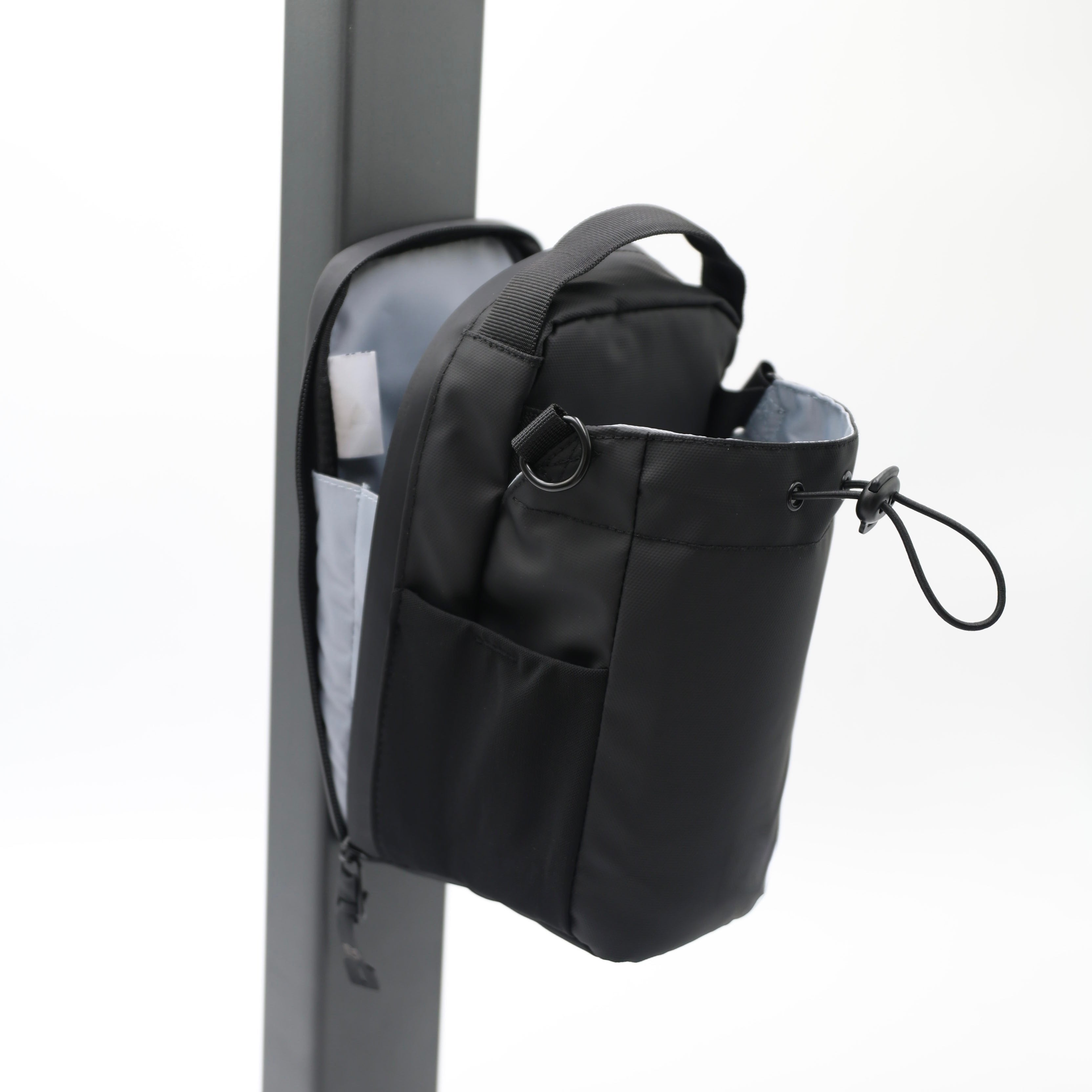 MagHold™  Magnetic Essentials Bag