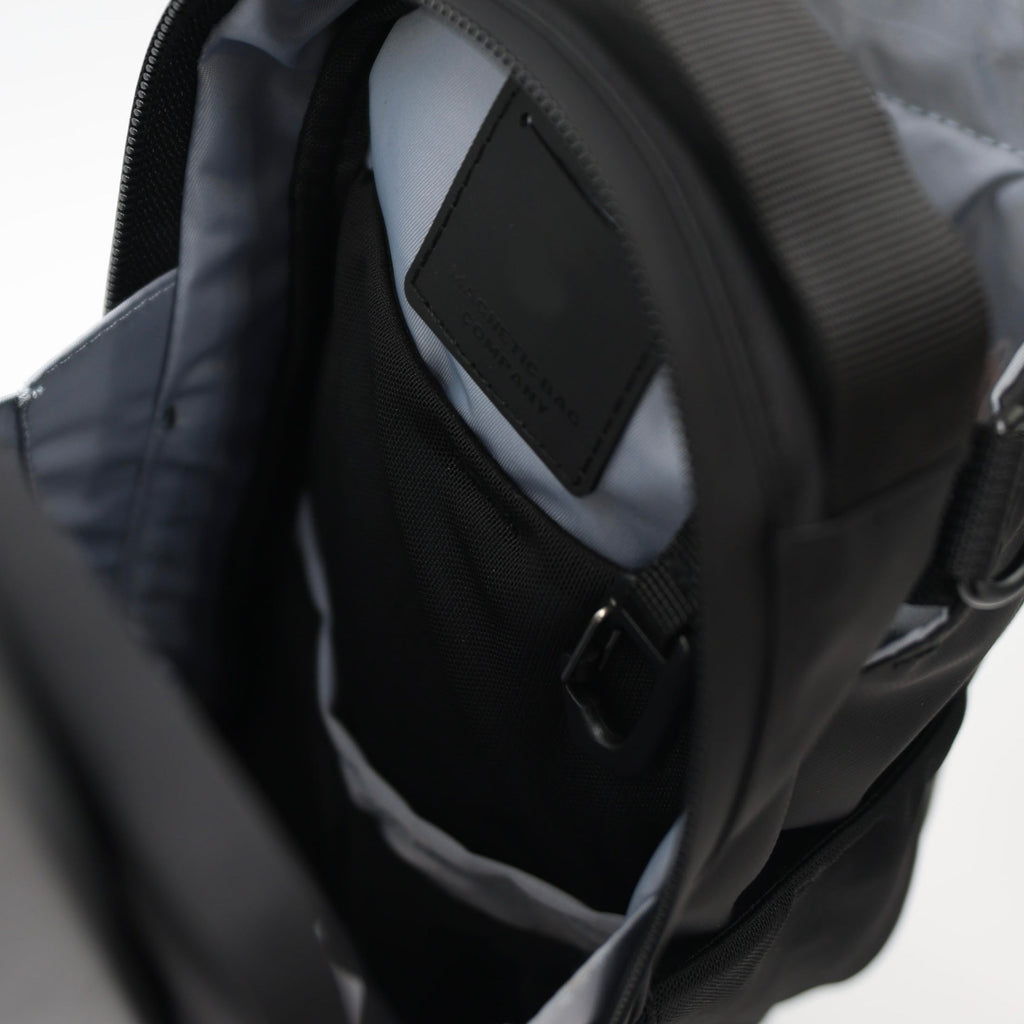 MagHold™  Magnetic Essentials Bag